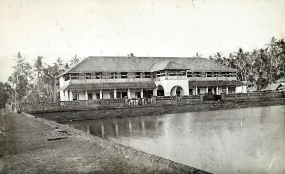 Mananchira Square (4)