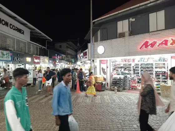 SM Street / Mittayi Theruvu (4)