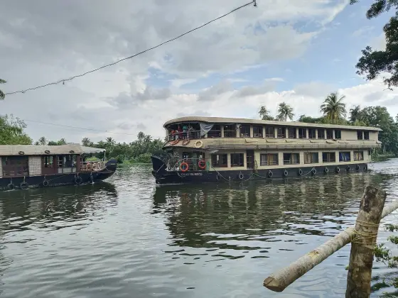 Punnamada Lake (5)
