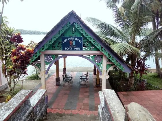 Thevally Palace (5)