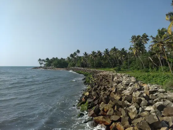 Thirumullavaram Beach (2)