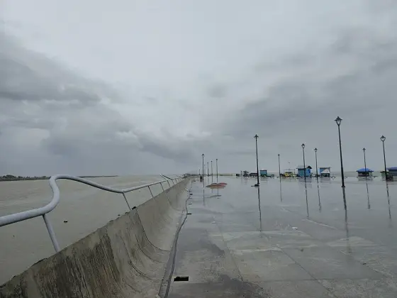 The promenade at Beypore after rain.
