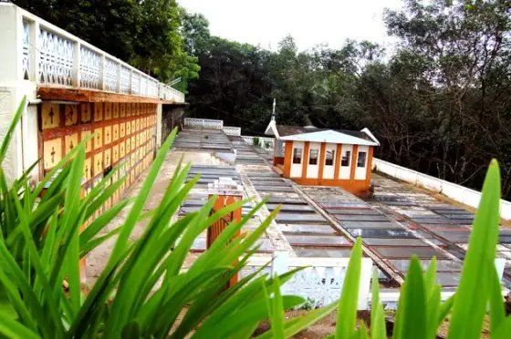 The temple courtyard at Bharananganam.