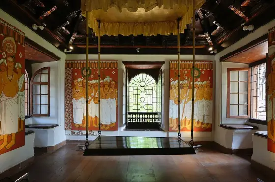 Dutch Palace (3)