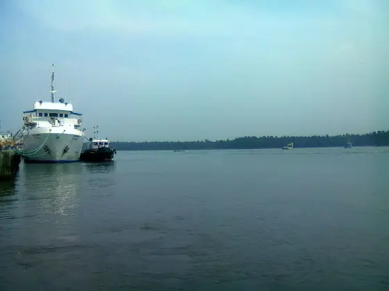 A passenger ship leaving Beypore harbour.