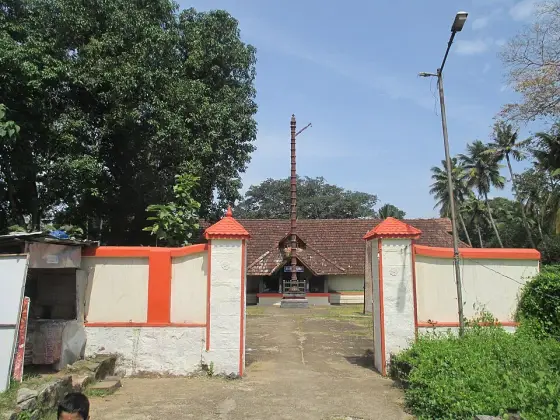 Thrichittatt Maha Vishnu Temple (4)