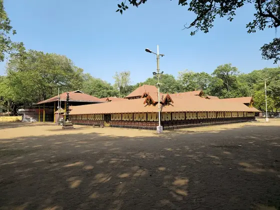 Kodungallur Bhagavathy Temple (2)