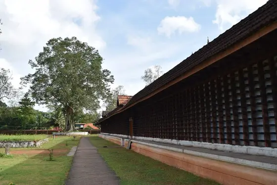 Peruvanam Mahadeva Temple (2)