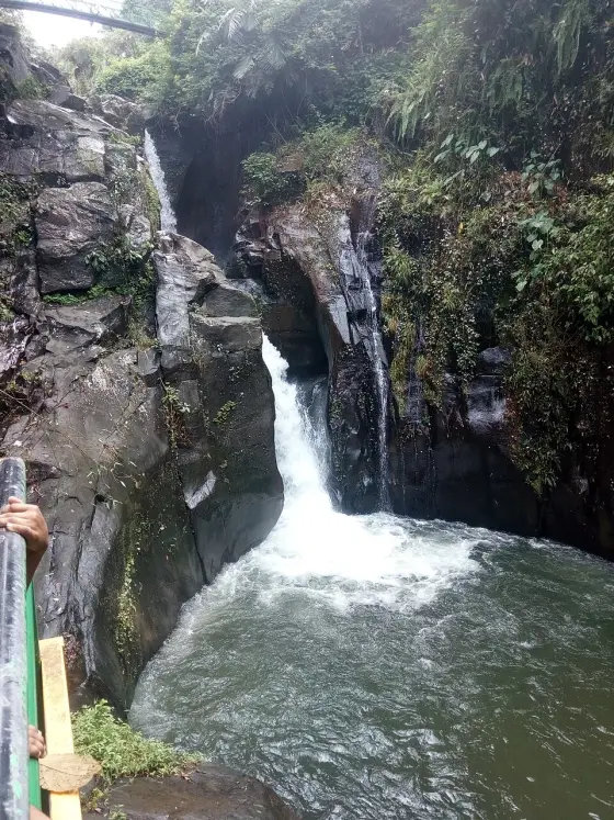 Keralamkundu Waterfalls (2)