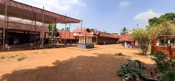 The broad courtyard and surrounding halls.