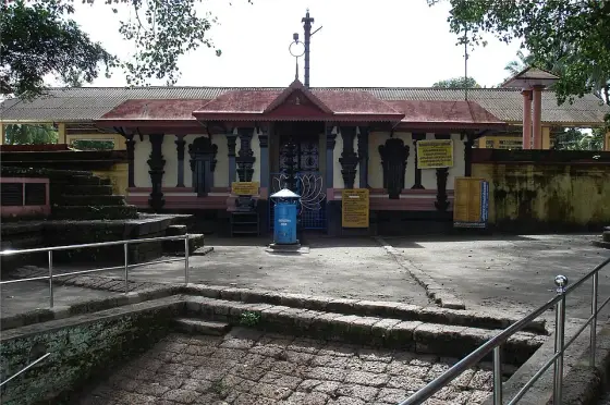 Thirunavaya Nava Mukunda Temple (2)