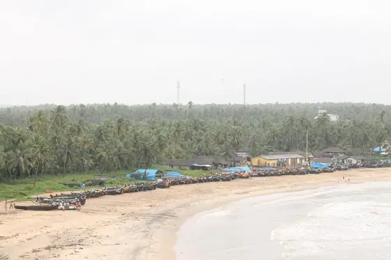 Fishing boats above the sand near Bekal Fort.