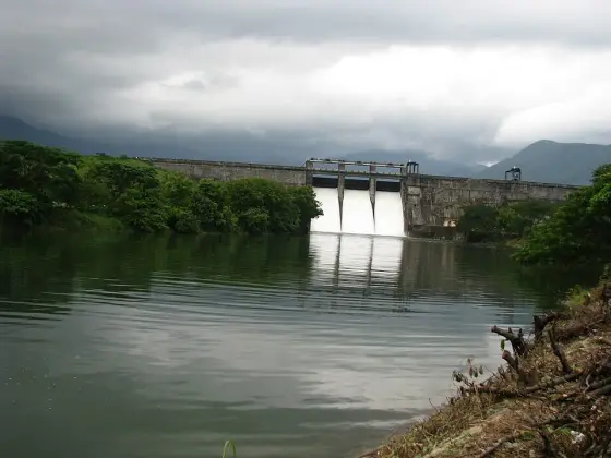 Kanjirapuzha Dam (1)