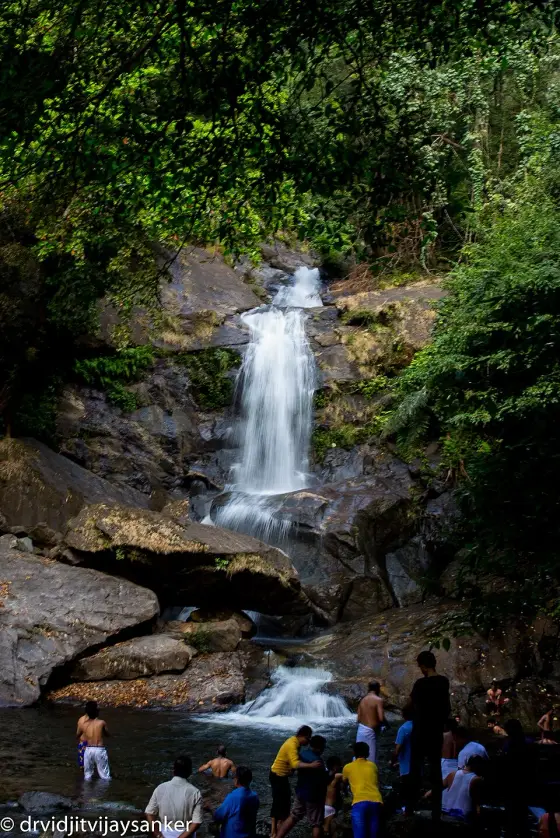 Meenvallam Waterfalls (1)