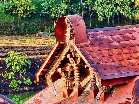010092022 Shri Anantha Padmanabha Swamy temple, Kumbla Kerala 151