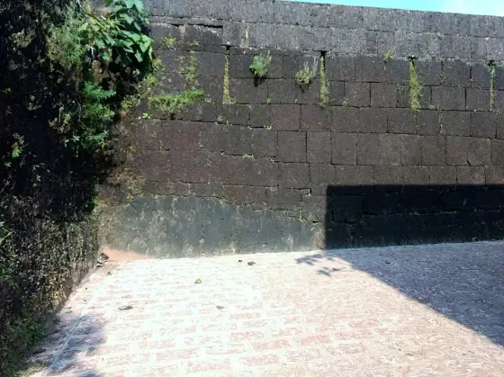 CHANDRAGIRI FORT KASARAGOD S KL 25 TPR 02