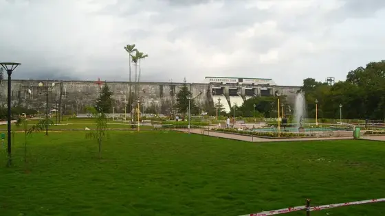 Malampuzha Dam Garden