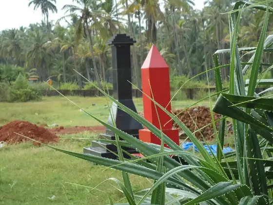 Muzhappilangad Beach Monuments