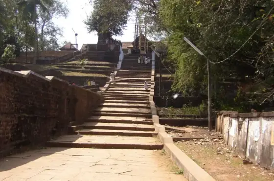 Thirumandhan Kunnu Temple Angadipuram Kerala (223208209)