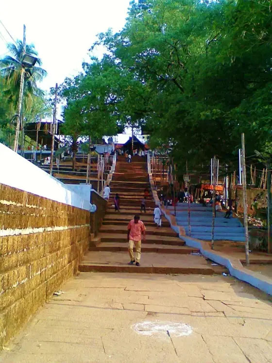 Thirumanthamkunnu Bhagavathi Temple, North nada
