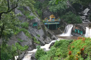 Kalhattigiri Falls, Kemmanagundi