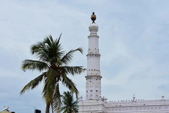 Wallajah Mosque, Triplicane
