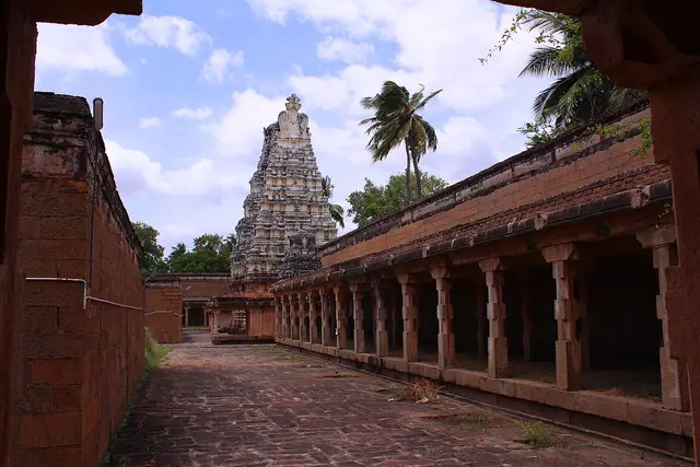 Brahmadesam Kailasanathar Temple, Brahmadesam