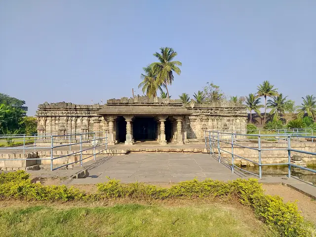 Manikeshwara Temple, Lakkundi, Lakkundi