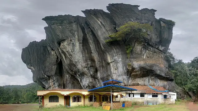 Yana, Sirsi