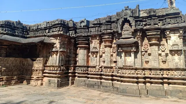 Trikuteshwara Temple, Gadag, Gadag