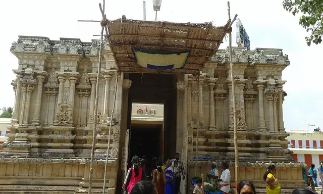 Vaithamanidhi Perumal Temple, Thirukkolur, Srivaikuntam