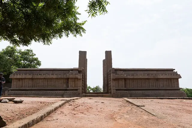 Rayar Gopuram, Mamallapuram