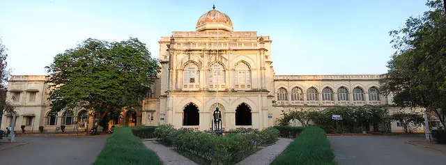 Tamukkam Palace, Tallakulam