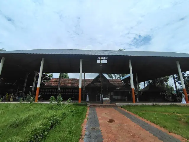 Thirumandhamkunnu Temple, Perinthalmanna and Kodikuthimala