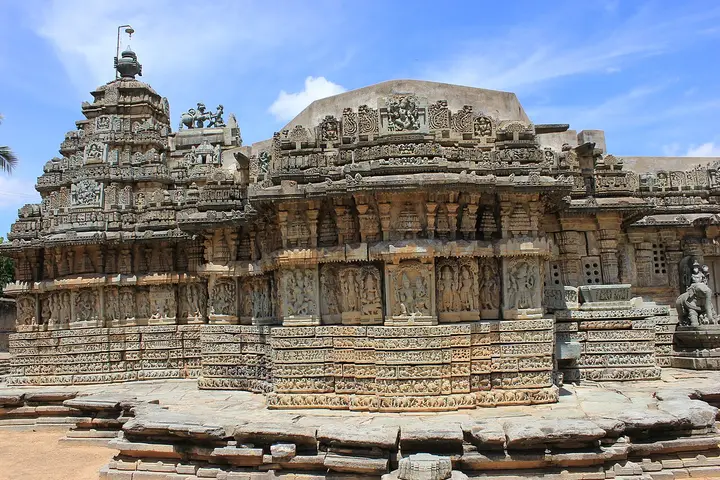 Basaralu Mallikarjuna Temple, Mandya