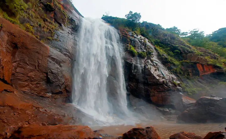 Agaya Gangai Falls, Namakkal
