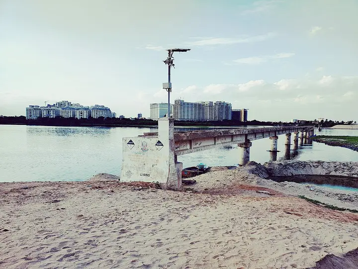 Broken Bridge, Chennai