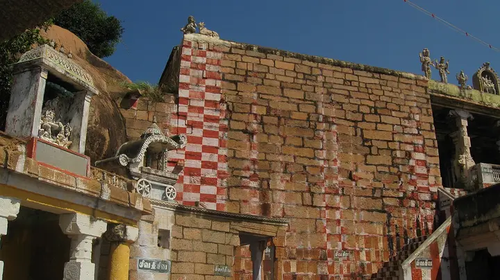 Piranmalai Kodunkundranathar Temple, Sivaganga