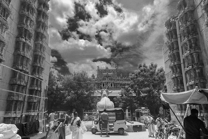 Puthu Mandapam, Madurai