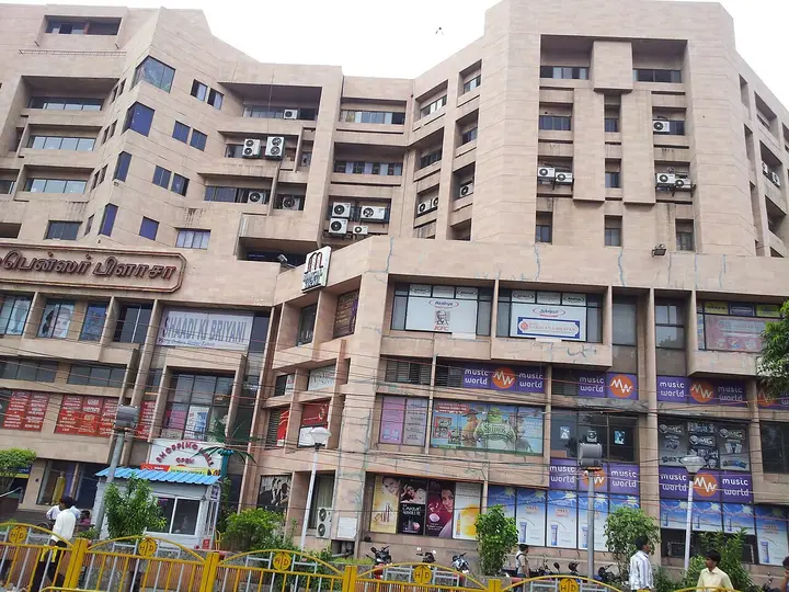 Spencer Plaza, Chennai