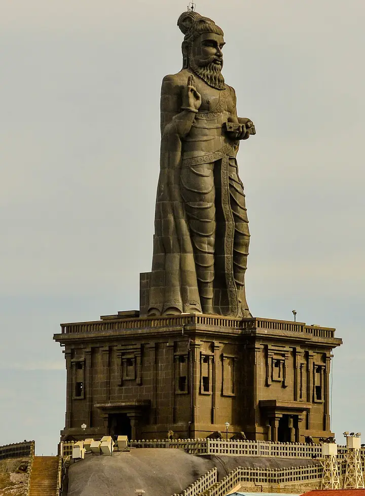 Thiruvalluvar Statue, Kanniyakumari