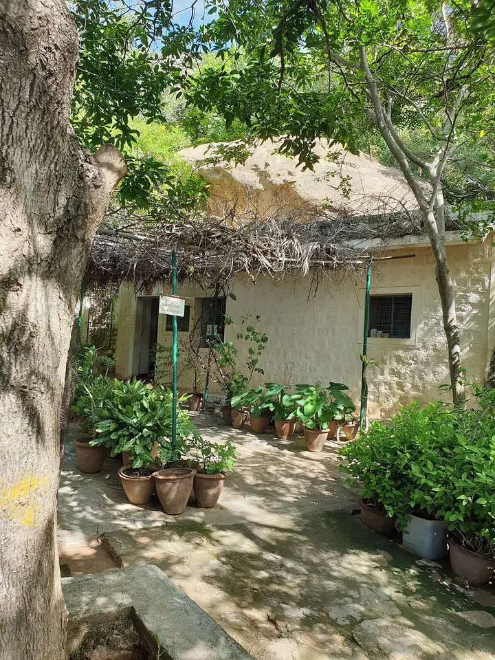 Virupaksha Cave, Tiruvannamalai