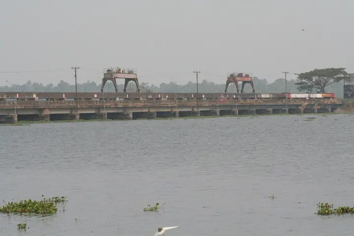 Thanneermukkom Bund, Alappuzha