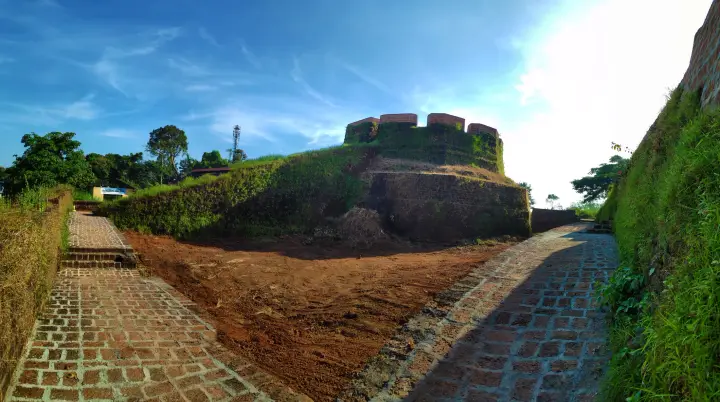 Hosdurg Fort, Kasaragod