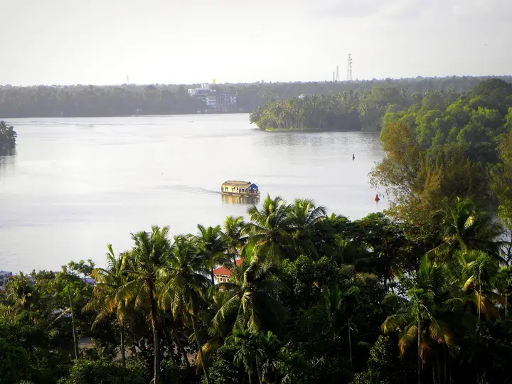 Ashtamudi backwater viewpoints, Kollam