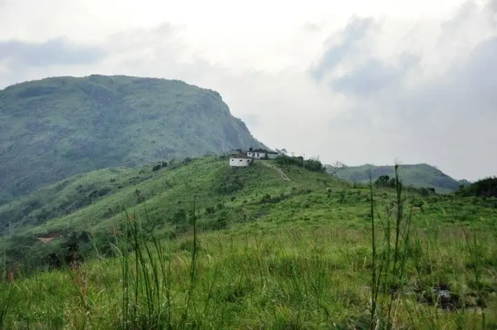 Ilaveezhapoonchira, Kottayam