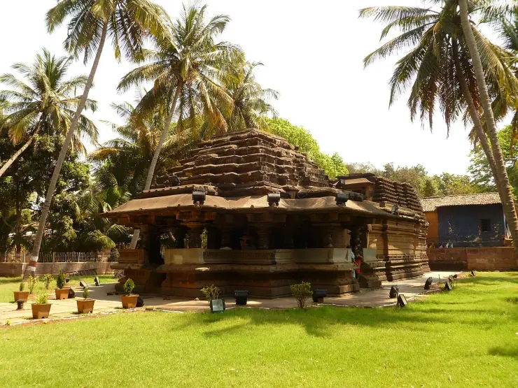 Kamala Basti in Belagavi Fort, separate heritage context.