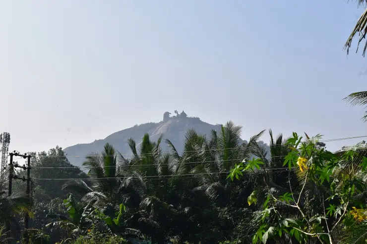 Not laterite: the old rock under the red ground