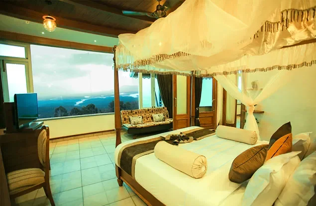 Royal Room at Mount Xanadu Resort