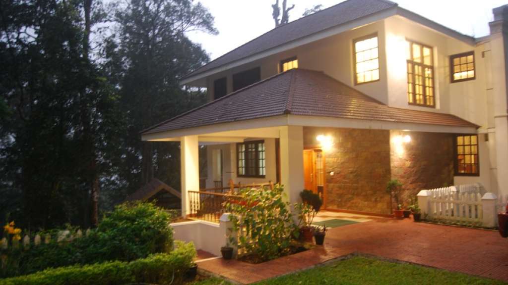 T. Cherry Villa exterior from its published provider gallery; confirm the current booked unit.